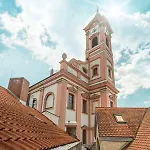 Am Paulusbogen 4* פסאו